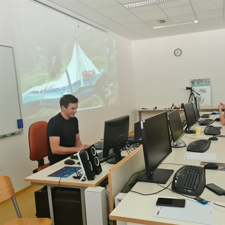 Poletna šola - Ustvarjanje digitalnih video vsebin mlade Korošce vzpodbudila za poklice prihodnosti