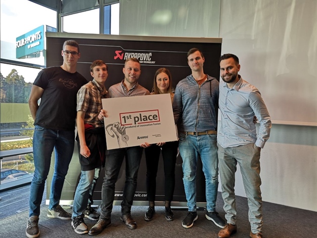 Intervju s študentom FTPO Nejcem Žlebnikom, zmagovalcem Akrapovičevega Hackathona